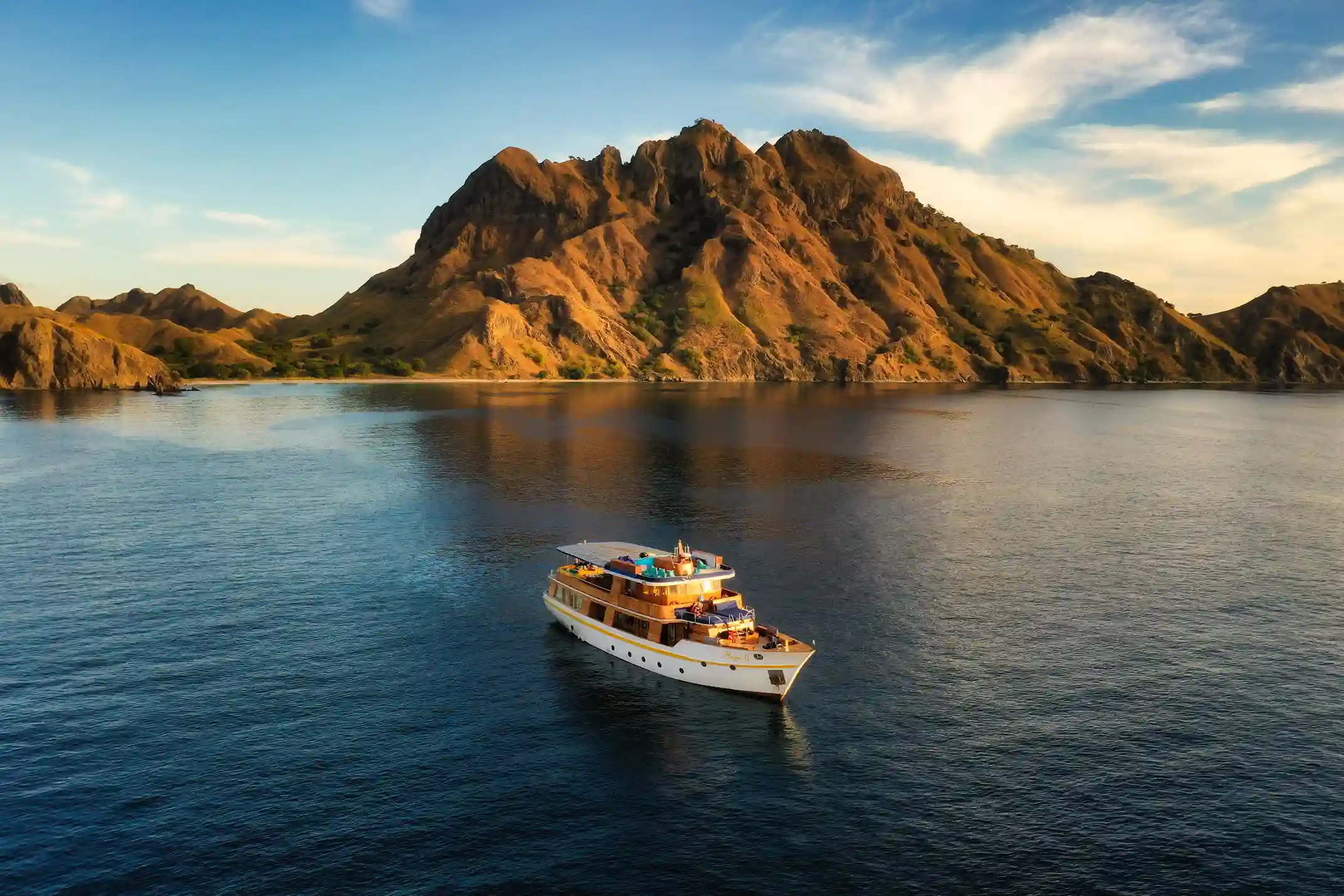 Sailing-Komodo_OK